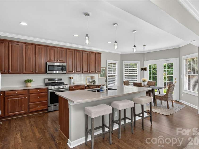 902 Lillieshall Road, Waxhaw, NC 28173.  MLS# CAR4395181, YatesRealty ID 37667. 