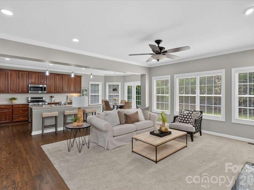 902 Lillieshall Road, Waxhaw, NC 28173.  MLS# CAR4395181, YatesRealty ID 37667. 