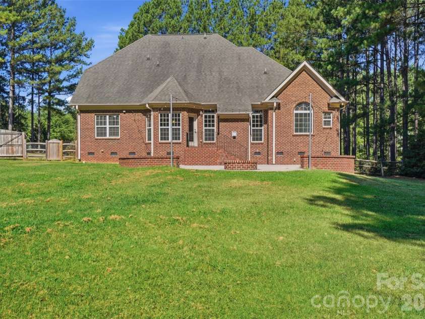 1170 Iyeye Street, Rock Hill, SC 29730.  MLS# CAR4399771, YatesRealty ID 37668. 