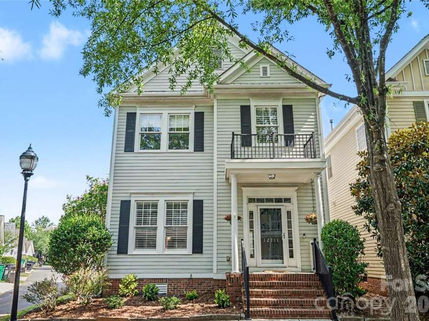 12711 James Blakeney Avenue, Charlotte, NC 28277.  MLS# CAR4400729, YatesRealty ID 37669. 