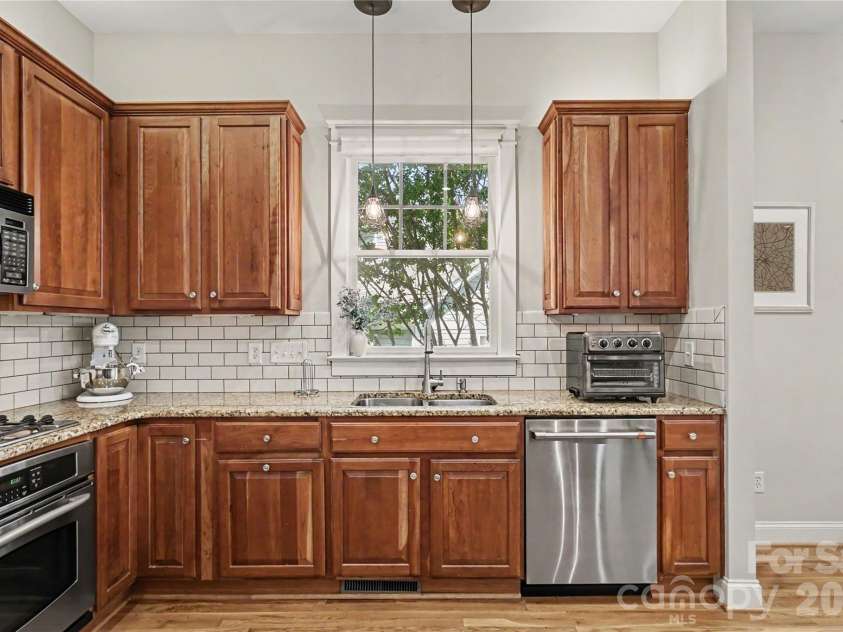 12711 James Blakeney Avenue, Charlotte, NC 28277.  MLS# CAR4400729, YatesRealty ID 37669. 