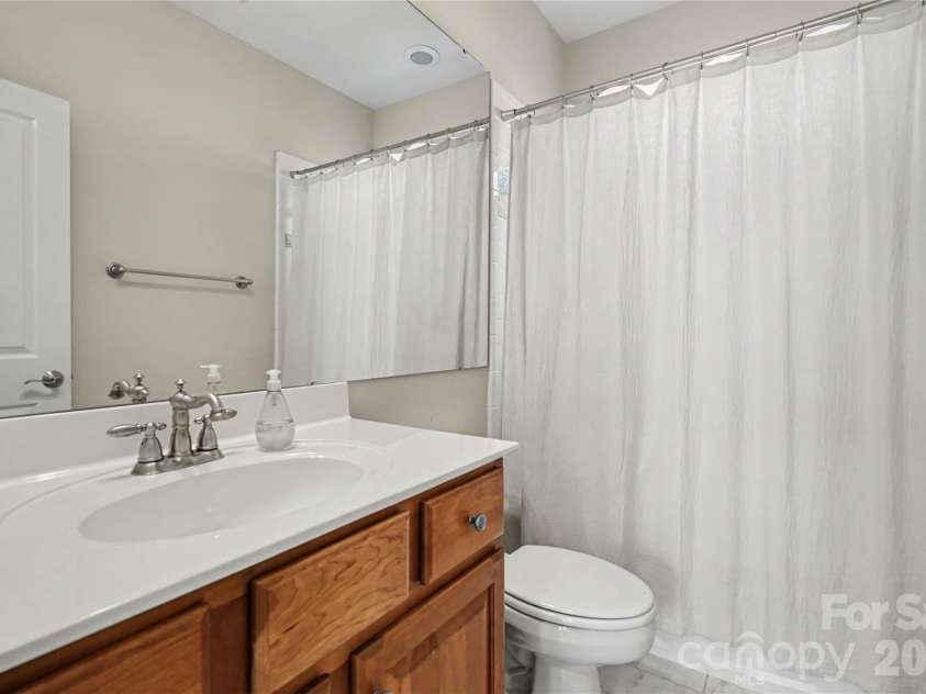 12711 James Blakeney Avenue, Charlotte, NC 28277.  MLS# CAR4400729, YatesRealty ID 37669. 