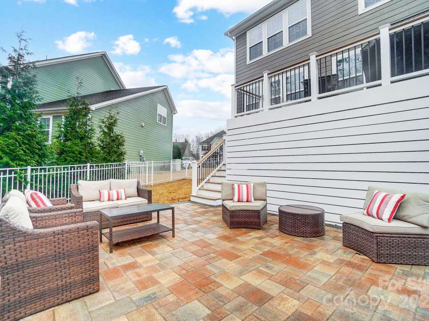 1126 Snowbird Lane, Waxhaw, NC 28173.  MLS# CAR4222147, YatesRealty ID 3767. Adorable patio!
