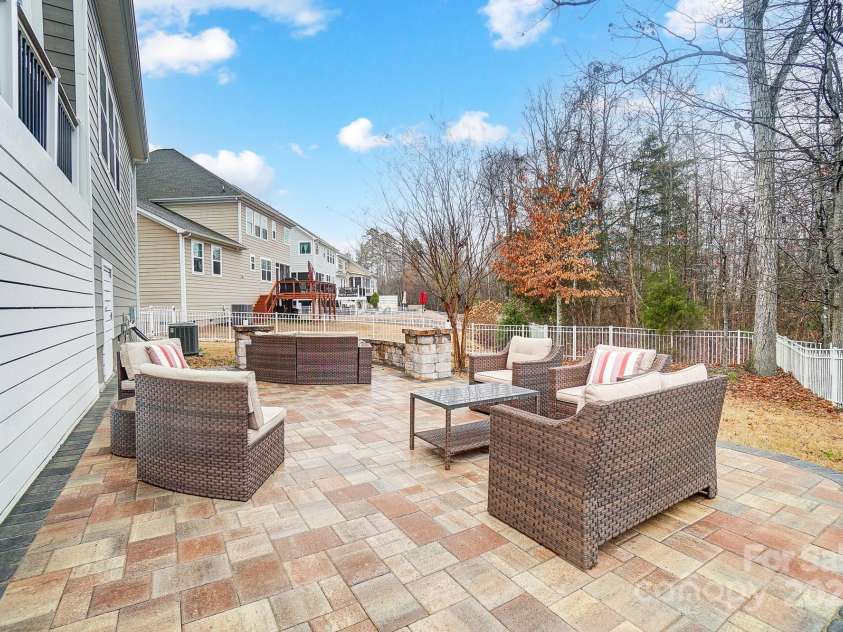 1126 Snowbird Lane, Waxhaw, NC 28173.  MLS# CAR4222147, YatesRealty ID 3767. Paver patio and fenced yard.