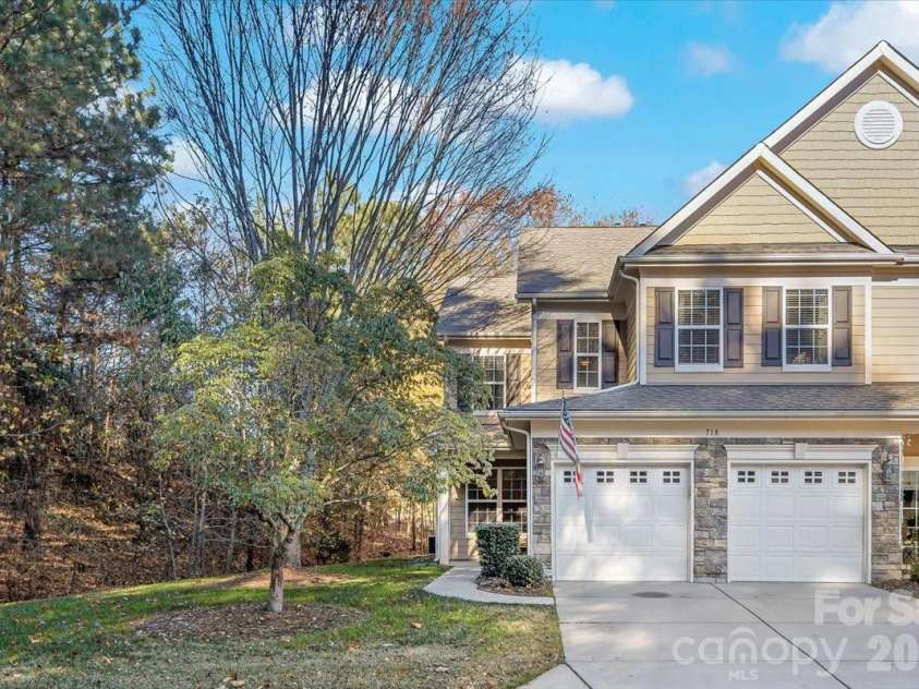 718 Deerbrook Lane, Tega Cay, SC 29708.  MLS# CAR4326224, YatesRealty ID 3767. 