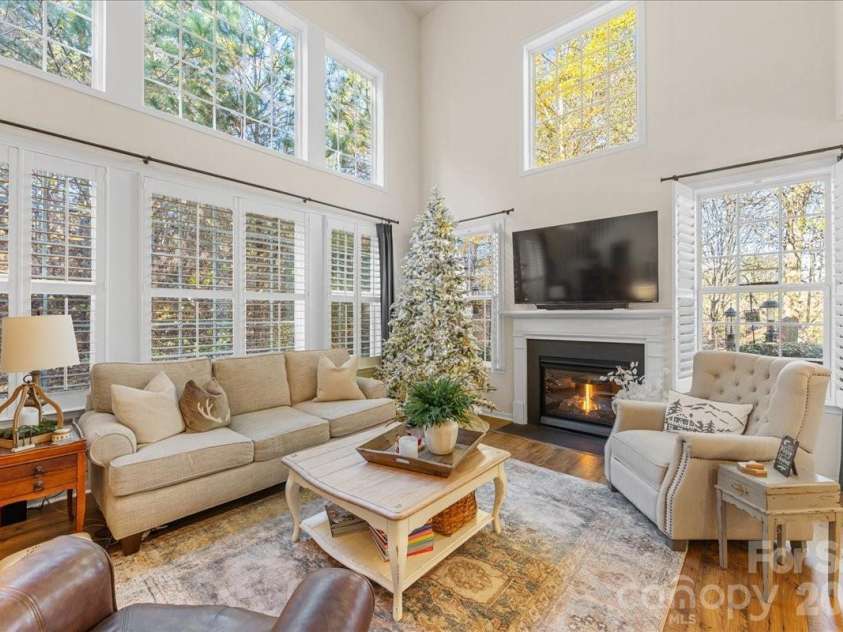 718 Deerbrook Lane, Tega Cay, SC 29708.  MLS# CAR4326224, YatesRealty ID 3767. 