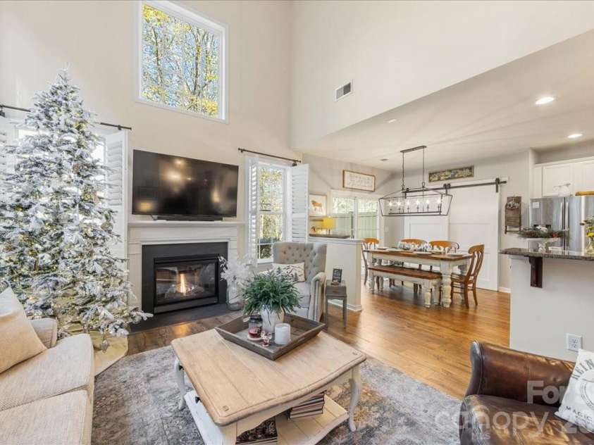 718 Deerbrook Lane, Tega Cay, SC 29708.  MLS# CAR4326224, YatesRealty ID 3767. 