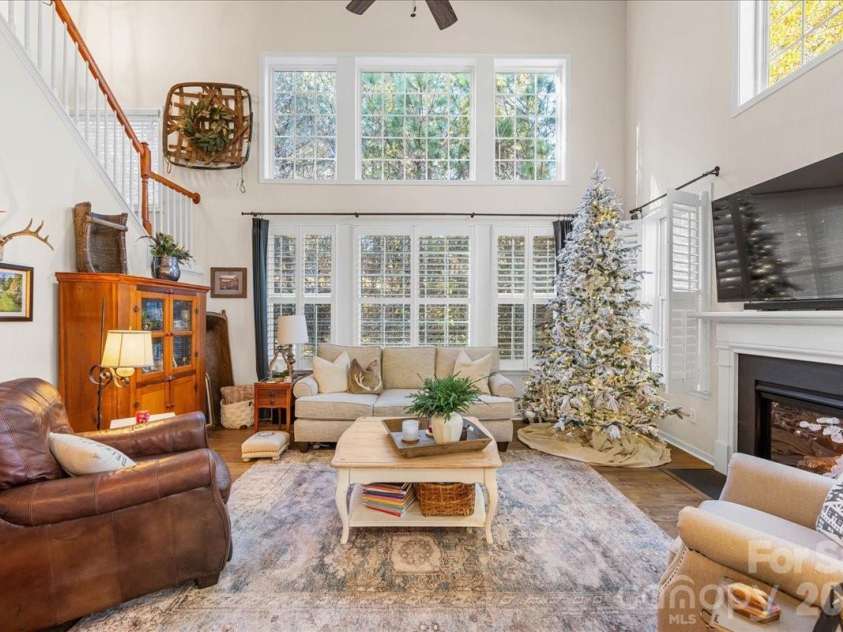 718 Deerbrook Lane, Tega Cay, SC 29708.  MLS# CAR4326224, YatesRealty ID 3767. 