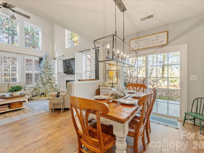 718 Deerbrook Lane, Tega Cay, SC 29708.  MLS# CAR4326224, YatesRealty ID 3767. 