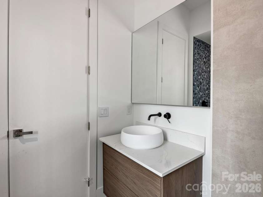 78 Manchester Way, Mills River, NC 28759.  MLS# CAR4343578, YatesRealty ID 3767. 