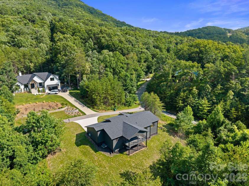 4 Tremorra Trail, Leicester, NC 28748.  MLS# CAR4399851, YatesRealty ID 37670. 
