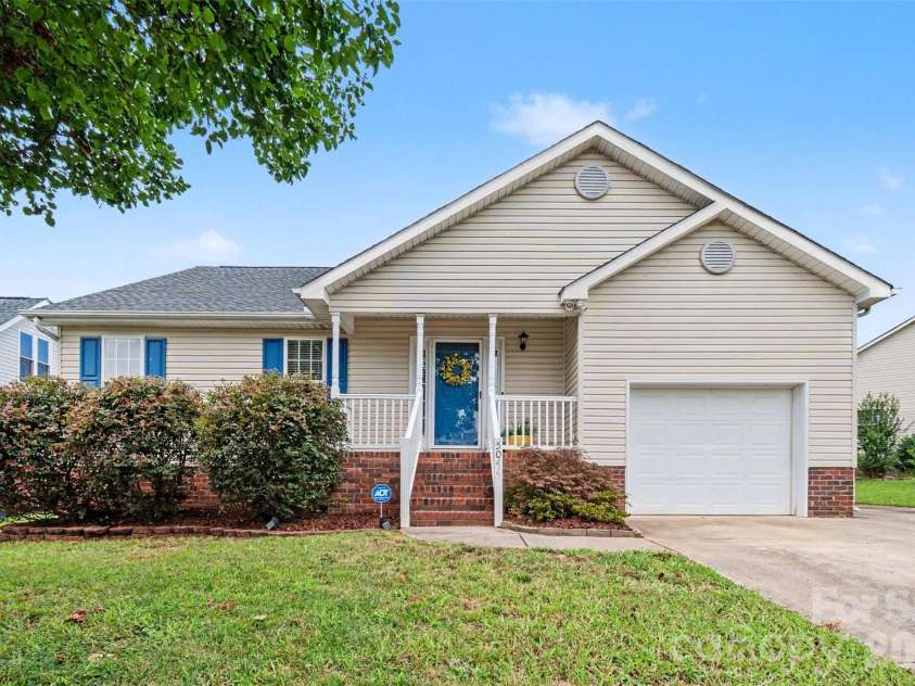 5044 Daffodil Lane, Concord, NC 28025.  MLS# CAR4400665, YatesRealty ID 37671. 