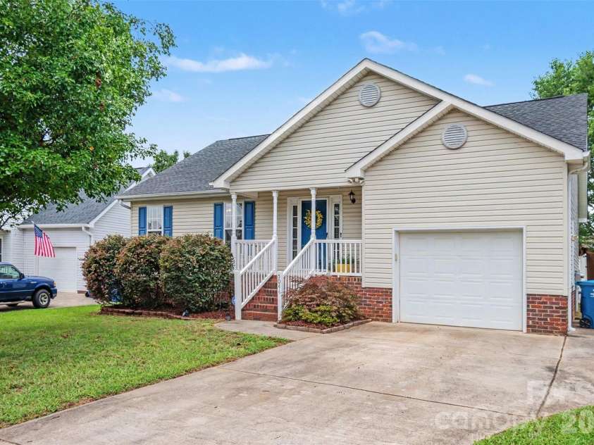 5044 Daffodil Lane, Concord, NC 28025.  MLS# CAR4400665, YatesRealty ID 37671. 