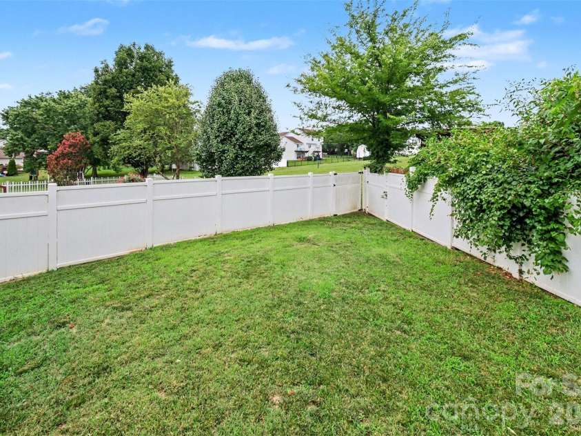 5044 Daffodil Lane, Concord, NC 28025.  MLS# CAR4400665, YatesRealty ID 37671. 