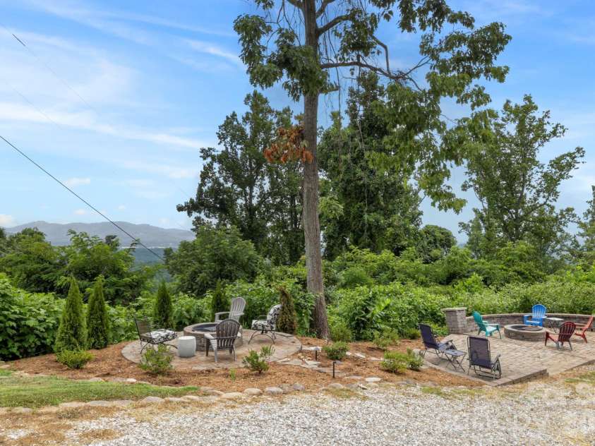 26 Crestwood Drive, Arden, NC 28704.  MLS# CAR4400337, YatesRealty ID 37672. Outdoor entertaining spaces
