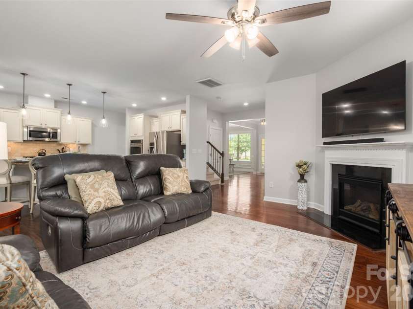 1809 Trading Path Lane, Waxhaw, NC 28173.  MLS# CAR4396687, YatesRealty ID 37673. 