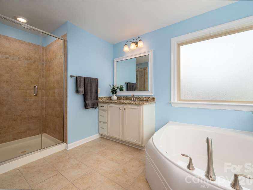1809 Trading Path Lane, Waxhaw, NC 28173.  MLS# CAR4396687, YatesRealty ID 37673. 