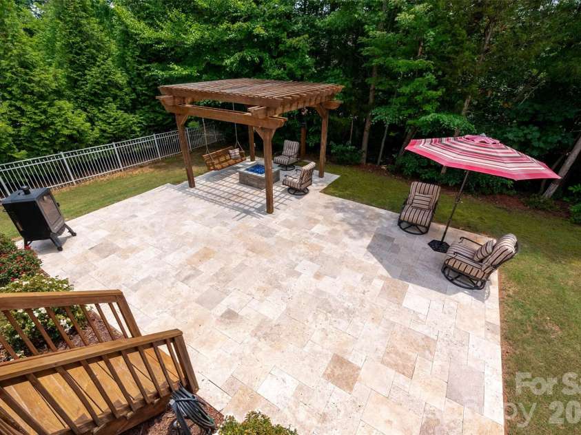 1809 Trading Path Lane, Waxhaw, NC 28173.  MLS# CAR4396687, YatesRealty ID 37673. 