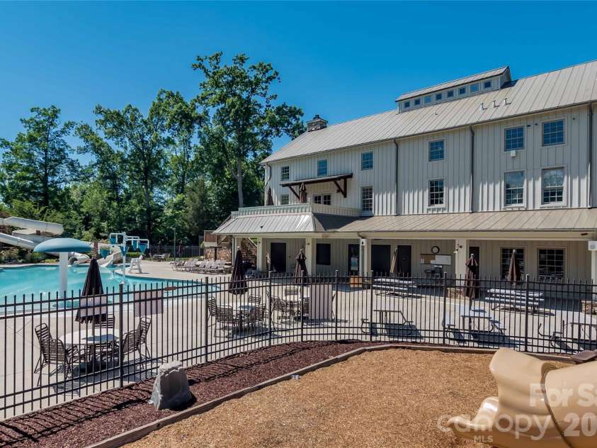 1809 Trading Path Lane, Waxhaw, NC 28173.  MLS# CAR4396687, YatesRealty ID 37673. 