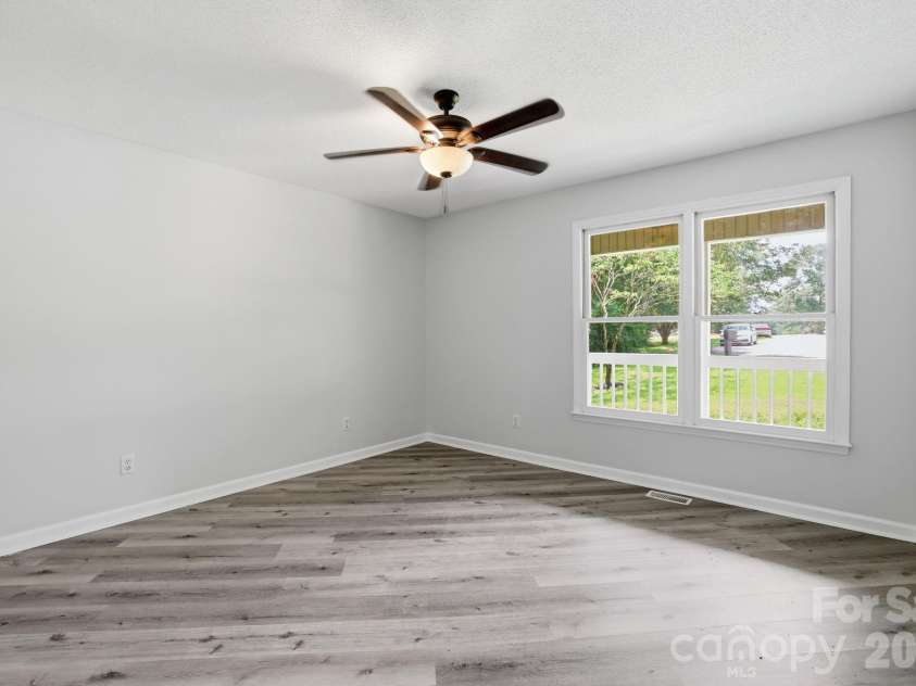 1801 Bridgewood Drive, Lancaster, SC 29720.  MLS# CAR4401979, YatesRealty ID 37676. Secondary Bedroom