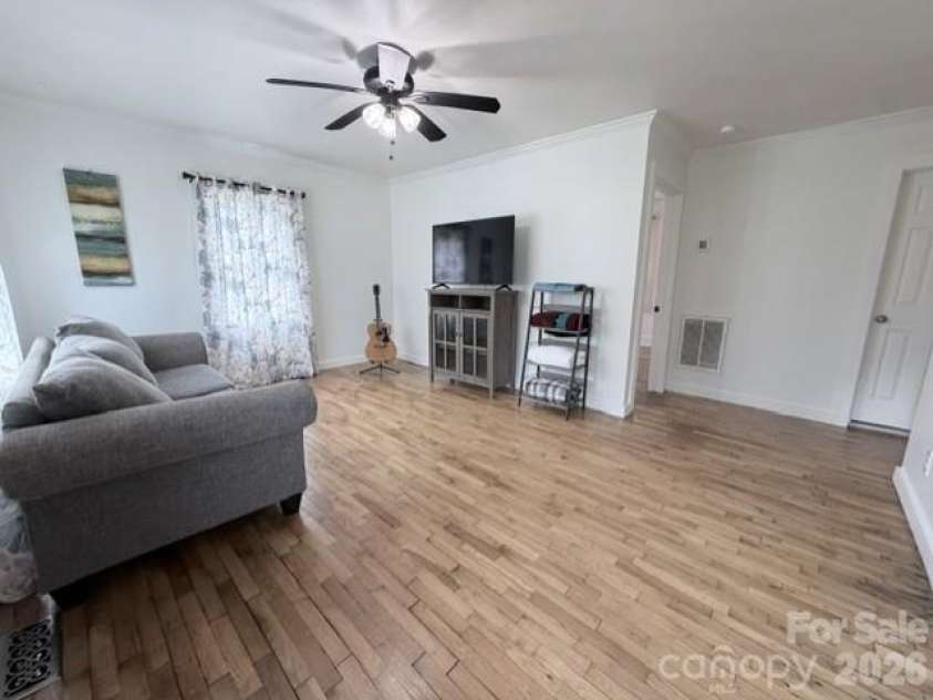 648 Summerow Road, Stanley, NC 28164.  MLS# CAR4402573, YatesRealty ID 37677. 