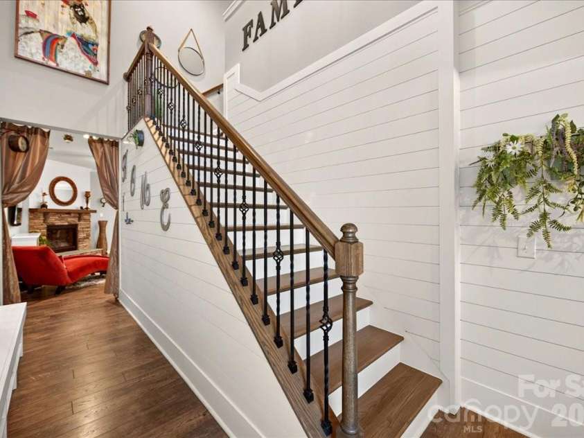 3093 Hartson Pointe Drive, Fort Mill, SC 29707.  MLS# CAR4402189, YatesRealty ID 37679. Entry hallway with staircase to second floor