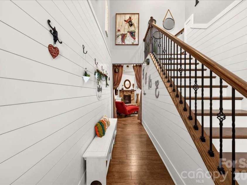 3093 Hartson Pointe Drive, Fort Mill, SC 29707.  MLS# CAR4402189, YatesRealty ID 37679. Foyer with hallway lead into open concept living/dining/kitchen