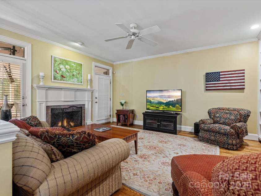 3600 Castellaine Drive, Charlotte, NC 28226.  MLS# CAR4240669, YatesRealty ID 3768. 