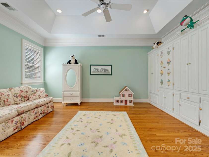 3600 Castellaine Drive, Charlotte, NC 28226.  MLS# CAR4240669, YatesRealty ID 3768. 