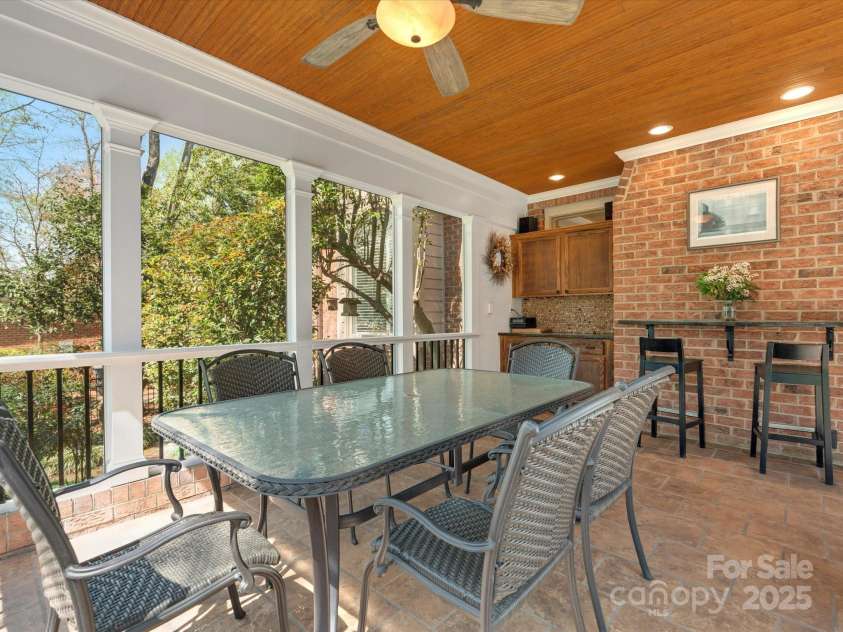 3600 Castellaine Drive, Charlotte, NC 28226.  MLS# CAR4240669, YatesRealty ID 3768. 