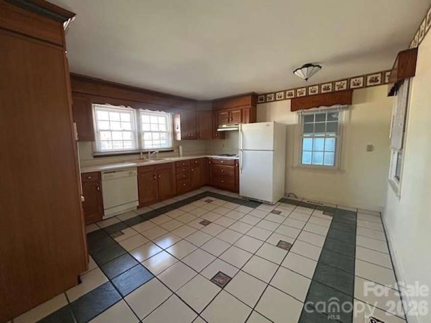 408 Gillsbrook Road, Lancaster, SC 29720.  MLS# CAR4354269, YatesRealty ID 3768. 