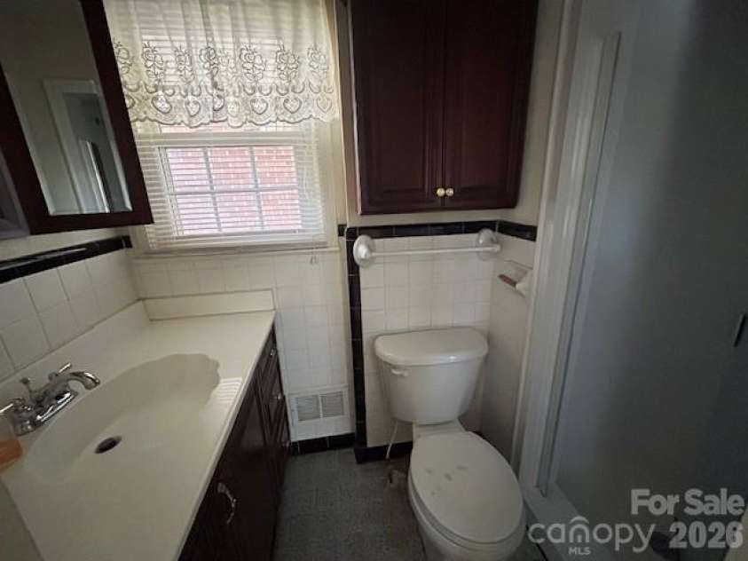 408 Gillsbrook Road, Lancaster, SC 29720.  MLS# CAR4354269, YatesRealty ID 3768. 