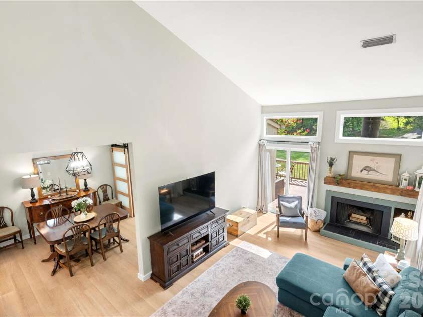 31 Old Post Road, Clover, SC 29710.  MLS# CAR4401963, YatesRealty ID 37680. 
