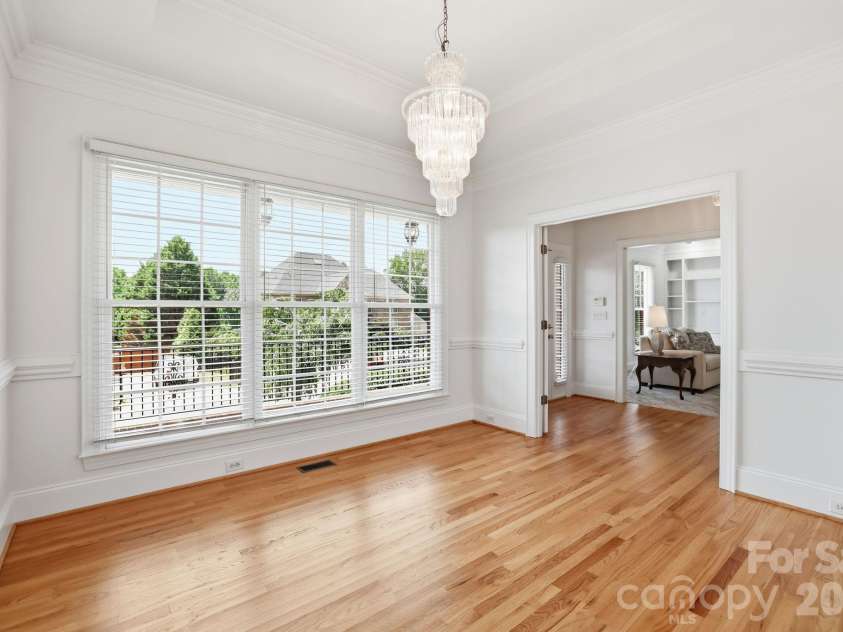 4024 Wild Nursery Court, Charlotte, NC 28215.  MLS# CAR4400472, YatesRealty ID 37683. 