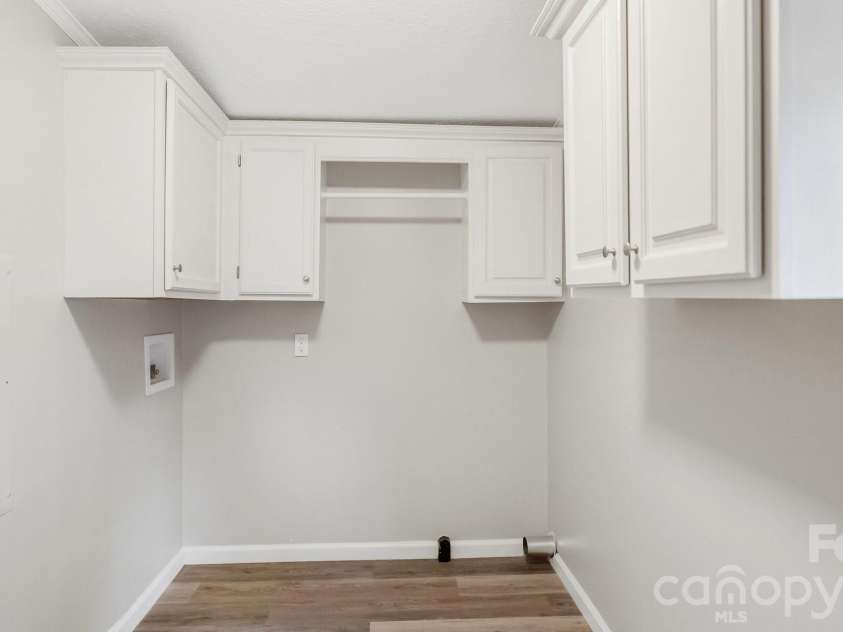 125 Red Fox Court, Mount Holly, NC 28120.  MLS# CAR4403020, YatesRealty ID 37684. Utility room