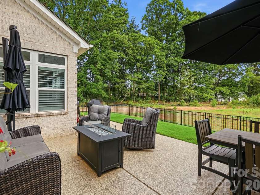 3006 Constitution Lane, Gastonia, NC 28056.  MLS# CAR4402894, YatesRealty ID 37685. 