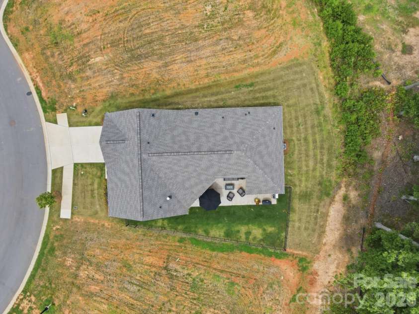 3006 Constitution Lane, Gastonia, NC 28056.  MLS# CAR4402894, YatesRealty ID 37685. 