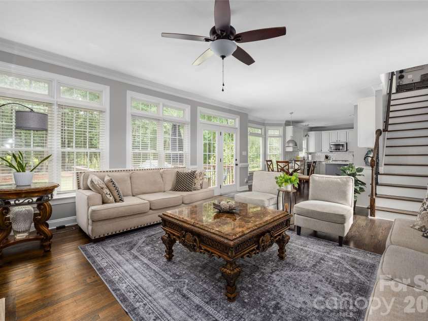 4034 Nicole Eileen Lane, Charlotte, NC 28216.  MLS# CAR4403119, YatesRealty ID 37687. 