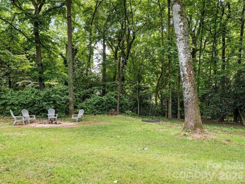 3928 Kitley Place, Charlotte, NC 28210.  MLS# CAR4401783, YatesRealty ID 37688. 