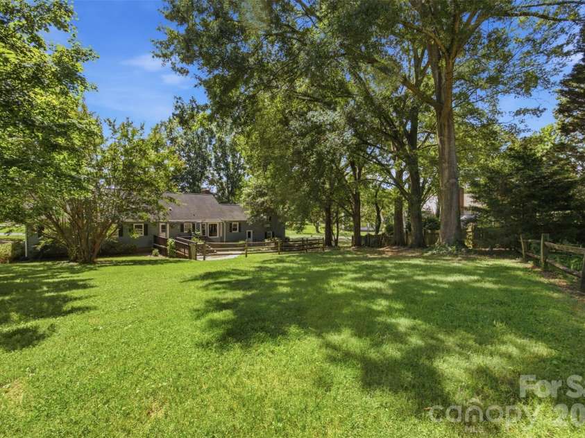 9319 Old Gold Mine Court, Mint Hill, NC 28227.  MLS# CAR4418755, YatesRealty ID 37689. 