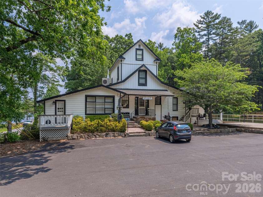 130 Old Mill Road, Flat Rock, NC 28731.  MLS# CAR4344003, YatesRealty ID 3769. 