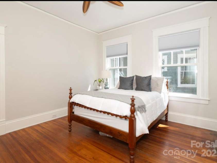 809 Worthington Avenue, Charlotte, NC 28203.  MLS# CAR4230687, YatesRealty ID 3769. 