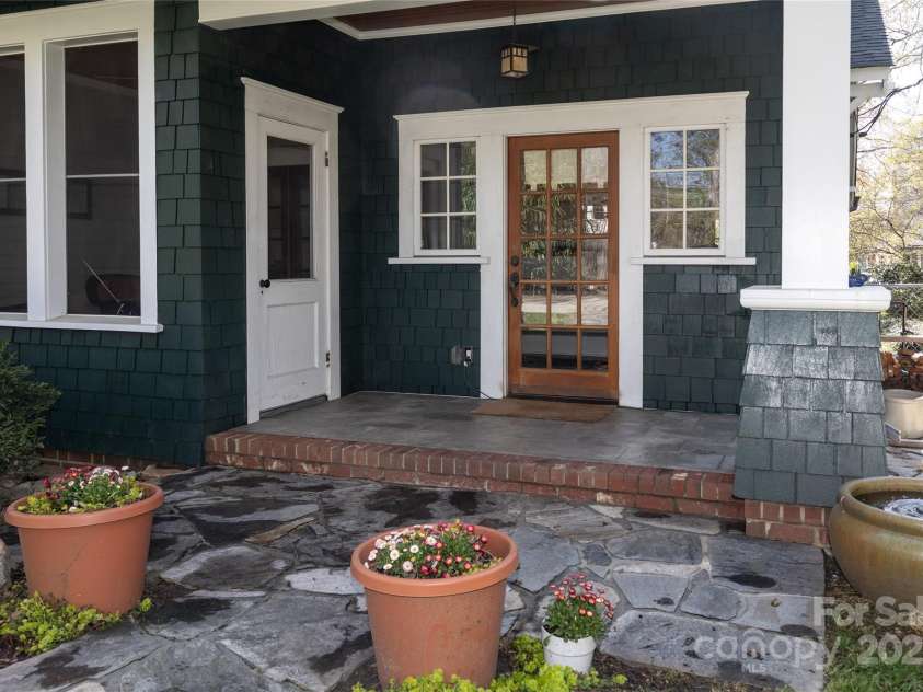 809 Worthington Avenue, Charlotte, NC 28203.  MLS# CAR4230687, YatesRealty ID 3769. Back porch with stone walkway