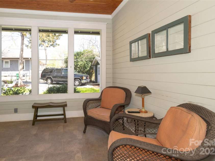 809 Worthington Avenue, Charlotte, NC 28203.  MLS# CAR4230687, YatesRealty ID 3769. Screened porch with custom millwork