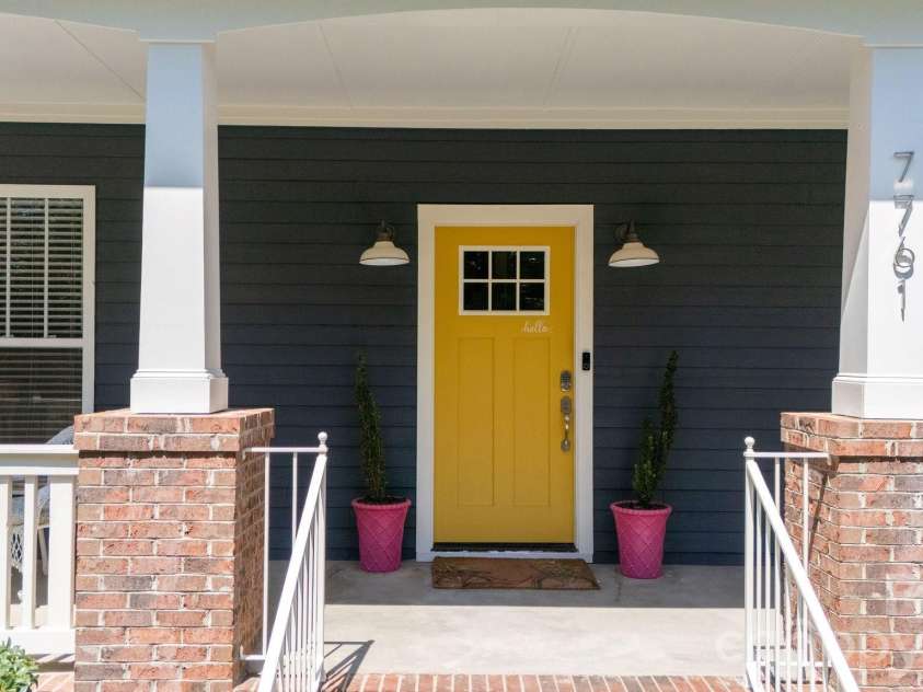 7761 Trailridge Drive, Fort Mill, SC 29708.  MLS# CAR4401604, YatesRealty ID 37690. 
