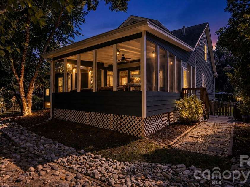 7761 Trailridge Drive, Fort Mill, SC 29708.  MLS# CAR4401604, YatesRealty ID 37690. 