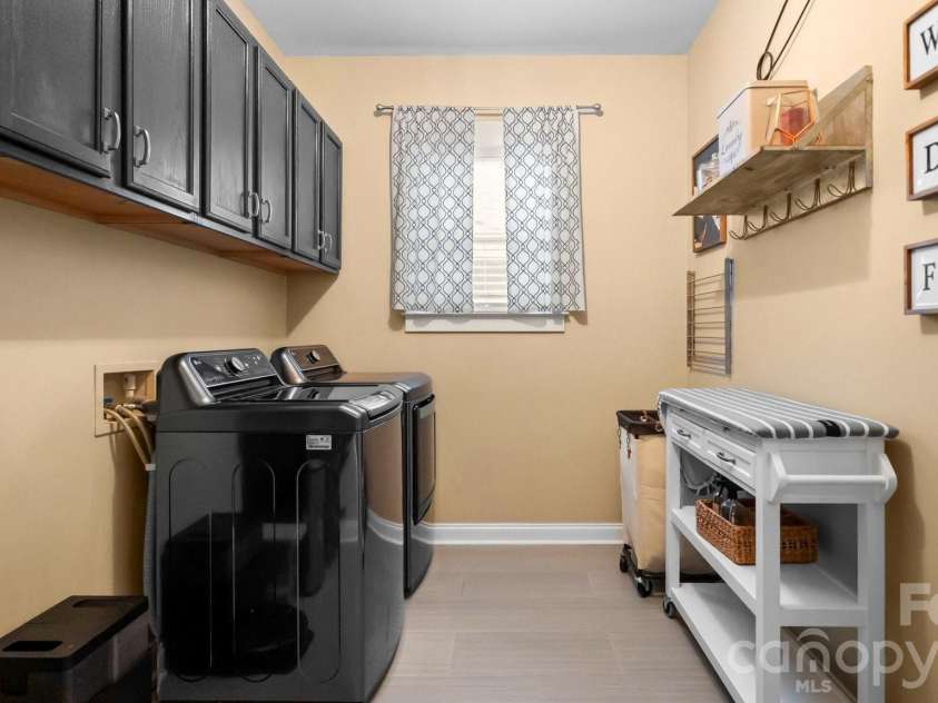 7761 Trailridge Drive, Fort Mill, SC 29708.  MLS# CAR4401604, YatesRealty ID 37690. 