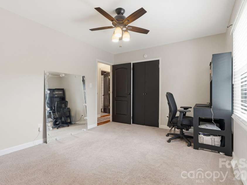 2080 South Point Road, Belmont, NC 28012.  MLS# CAR4404063, YatesRealty ID 37691. 