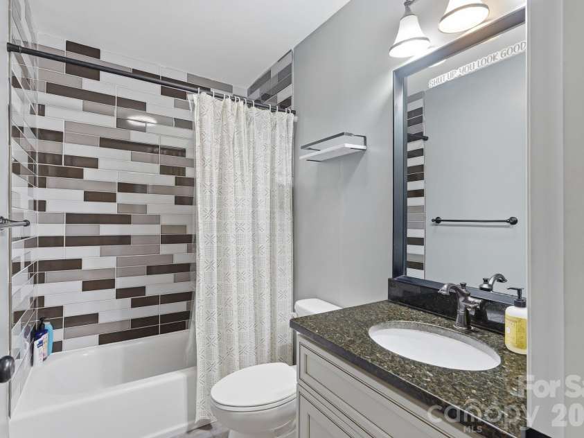 2080 South Point Road, Belmont, NC 28012.  MLS# CAR4404063, YatesRealty ID 37691. 