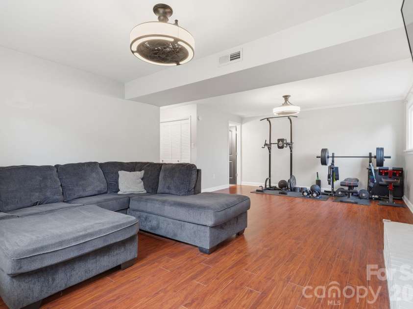 2080 South Point Road, Belmont, NC 28012.  MLS# CAR4404063, YatesRealty ID 37691. 